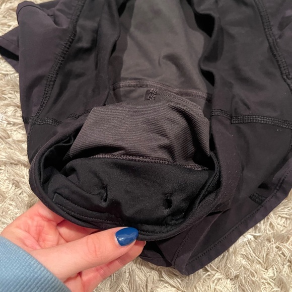 Lululemon speed up shorts - Picture 4 of 5